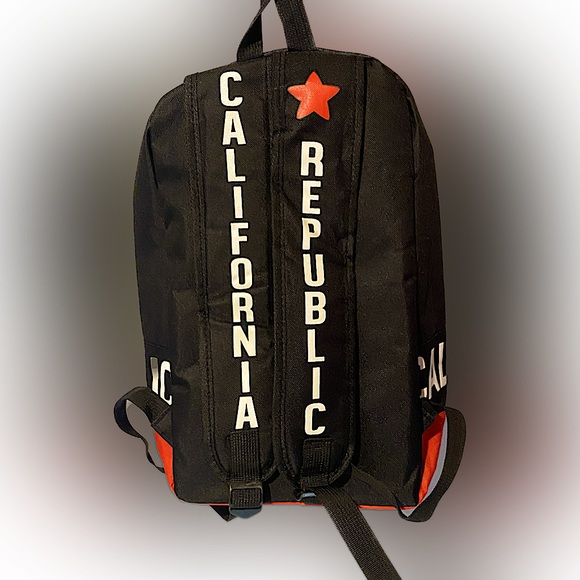 California Republic Backpack - Picture 2 of 3